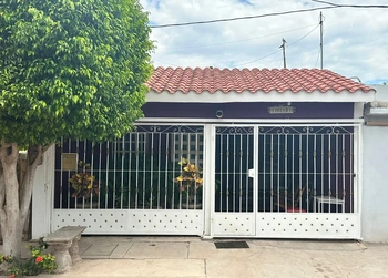 GCI_2273 | CASA UNA PLANTA TRES RECAMARAS EN VENTA. | Angulo Bienes Raíces