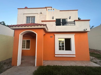 GCI_2992 | CASA EN RENTA EN PRIVADA TRES RECAMARAS | Angulo Bienes Raíces