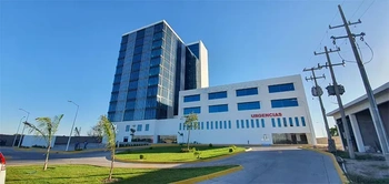 13_1958 | En Renta excelente Local Comercial nuevo, Hospital MAC. | Angulo Bienes Raíces