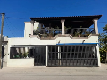 5_1980 | CASA EN VENTA 5 REC FRACC VALLE BONITO | Angulo Bienes Raíces