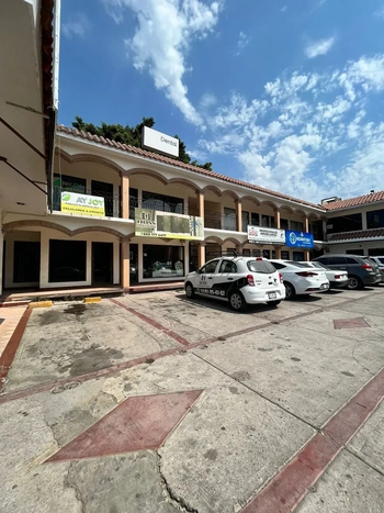 5_2170 | LOCAL COMERCIAL EN RENTA PLAZA SANTA ELENA | Angulo Bienes Raíces