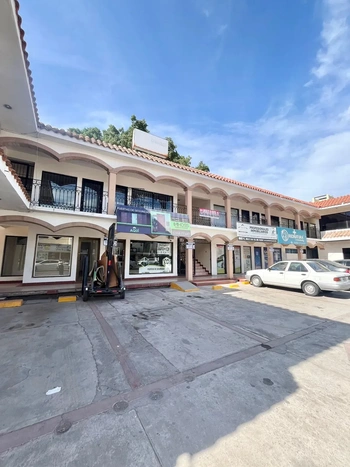 5_2945 | LOCAL COMERCIAL EN RENTA PLAZA SANTA ELENA | Angulo Bienes Raíces