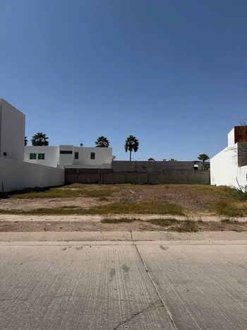 5_2828 | TERRENO EN VENTA PRIVADA ALMENAS PORTAL DE HIERRO | Angulo Bienes Raíces