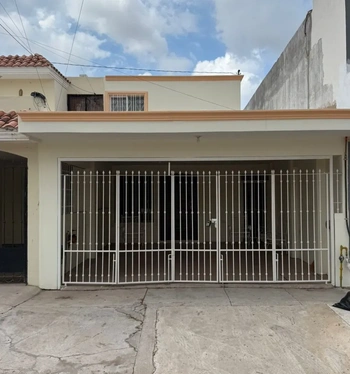 5_2961 | CASA EN RENTA AMUEBLADA FRACC EL PARQUE | Angulo Bienes Raíces