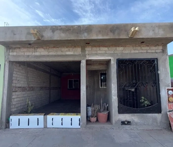 5_3043 | CASA EN VENTA LA CANTERA V | Angulo Bienes Raíces