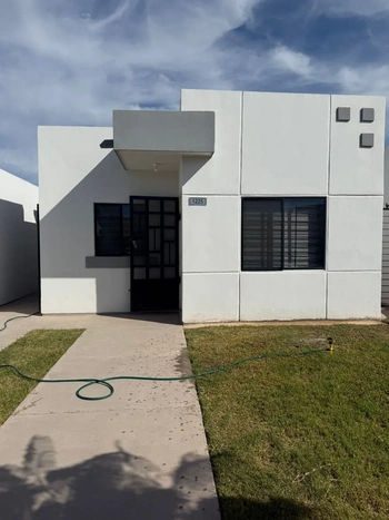 5_3048 | CASA EN RENTA FRACC ANDALUCIA | Angulo Bienes Raíces