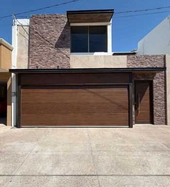 5_3107 | CASA EN RENTA COL CENTRO | Angulo Bienes Raíces