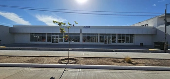 15_2824 | LOCAL NUEVO EN RENTA 600M2 | Angulo Bienes Raíces